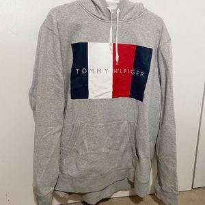 TOMMY HILFIGER LOGO FLAG LIGHT GRAY HOODIE SIZE XL RELAXED FIT